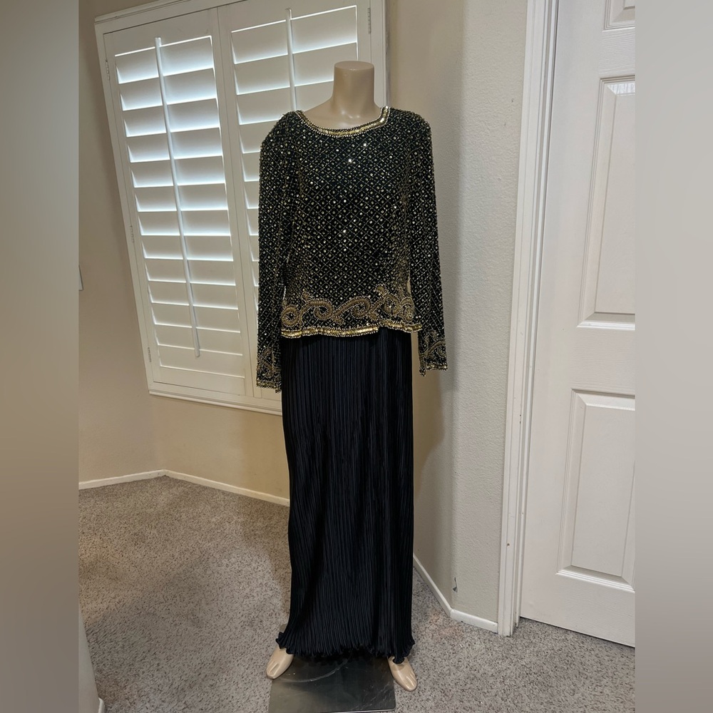 VNTG George F.‎ Couture Women 14 Black Gold Sequin Metallic Pleated Evening Gown